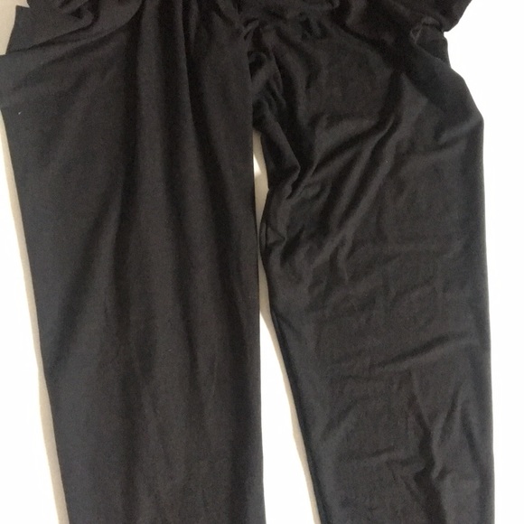 { LuLaRoe } Solid Black TC2 legging - Picture 7 of 8